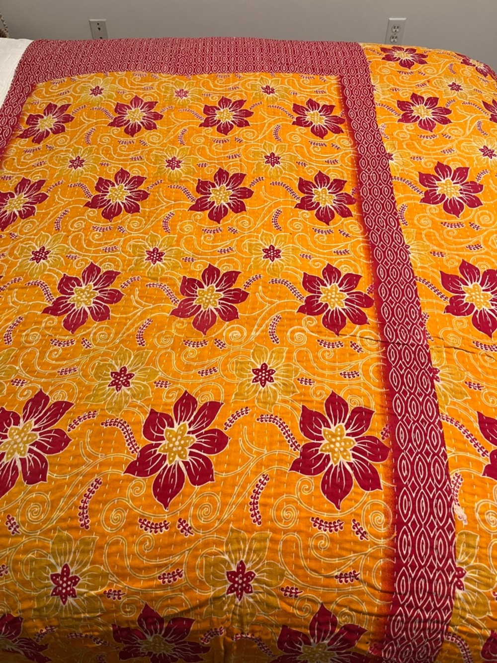 KANTHA QUILT HANDCRAFTED LIGHTWEIGHT REVERSIBLE BLANKET THROW BEDDING FROM INDIA - Picture 2 of 12